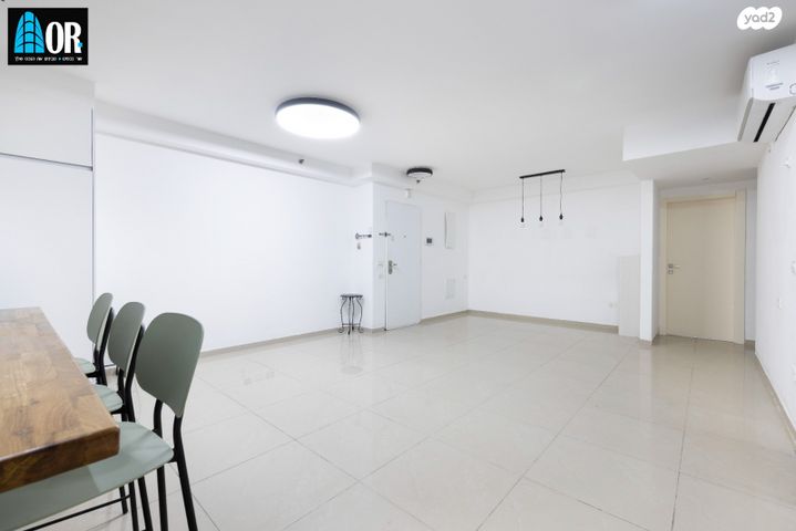 דירת גן, הערבה, רמות ויצמן, יבנה