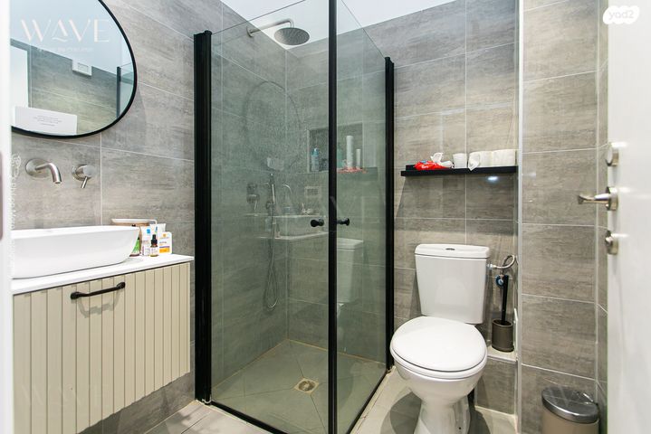 דירה, האנפה, החותרים, טירת כרמל