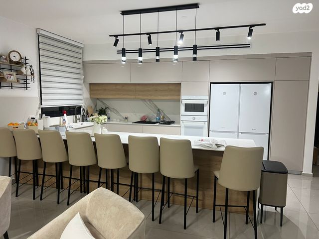 גג/ פנטהאוז, דוריף, עיר היין, אשקלון