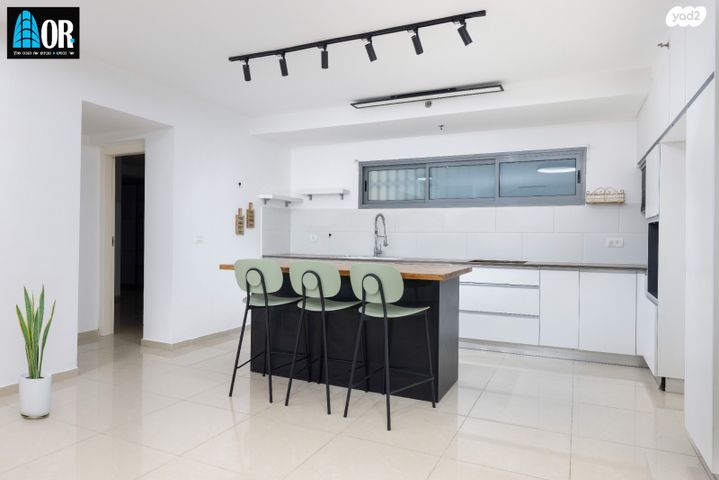 דירת גן, הערבה, רמות ויצמן, יבנה