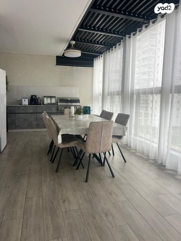 גג/ פנטהאוז, דוריף, עיר היין, אשקלון