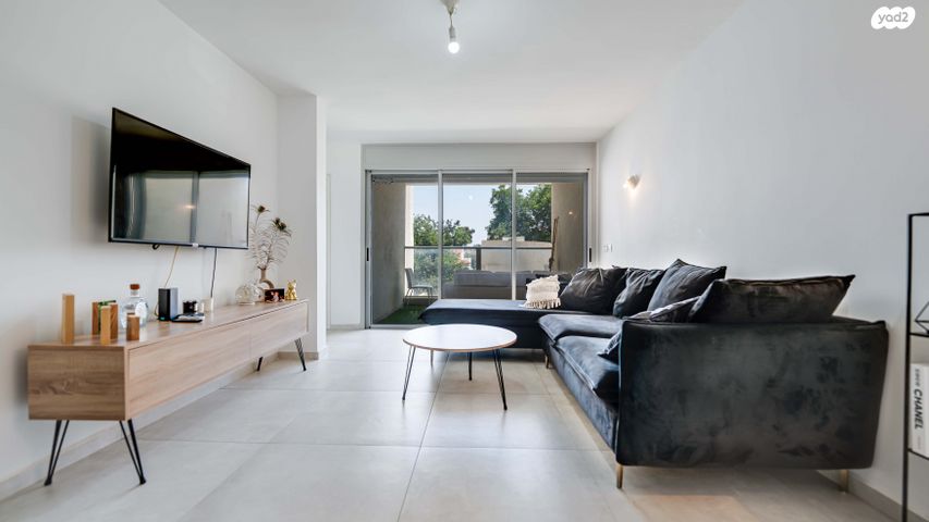 דירה, פנקס 37, קרית אונו