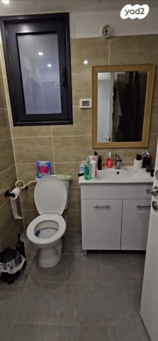 דירה, גאולה כהן, רמלה