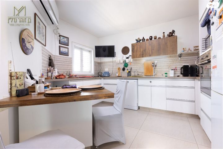 דירה, טרכטנברג, אברמוביץ', ראשון לציון