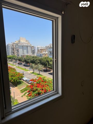 דירה, שדרות חיים וייצמן, צפון מערב מרכז העיר, נתניה