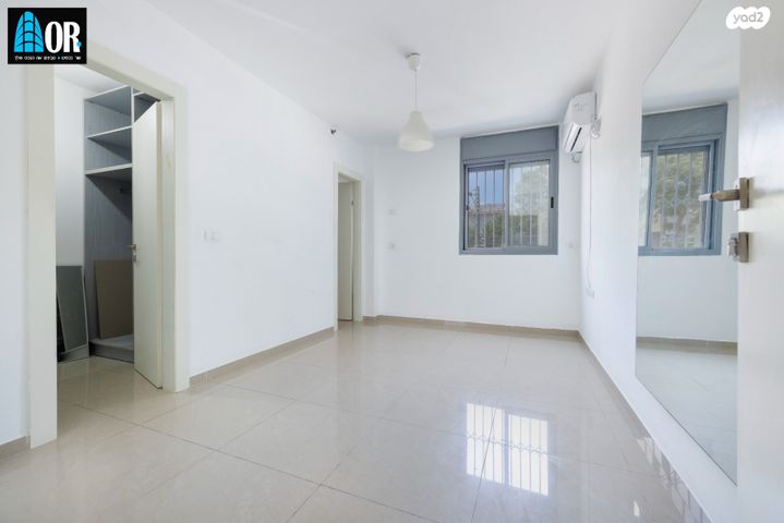 דירת גן, הערבה, רמות ויצמן, יבנה