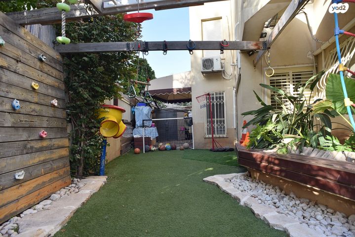 דירת גן, אזורי גדרה, גדרה