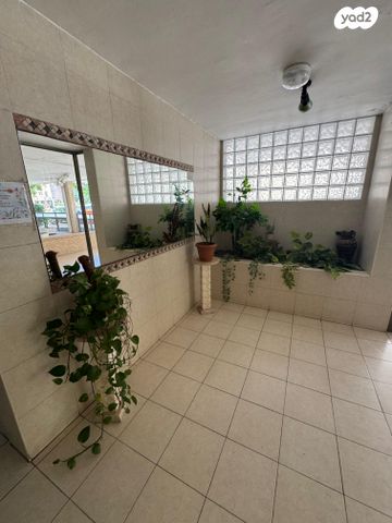 דירה, שדרות חיים וייצמן, צפון מערב מרכז העיר, נתניה