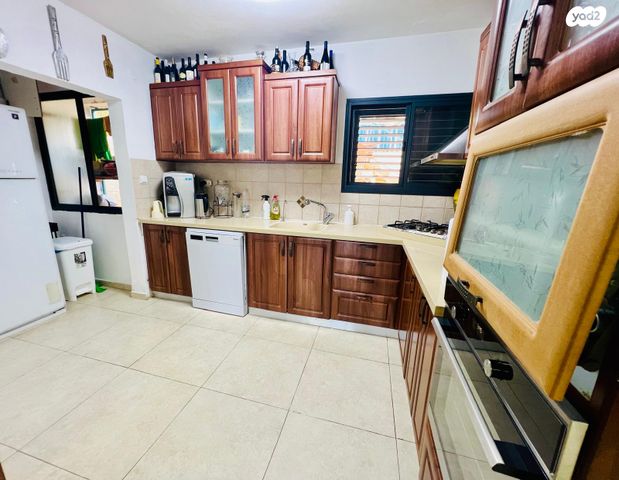 דופלקס, אשחר, האירוסים, כרמיאל