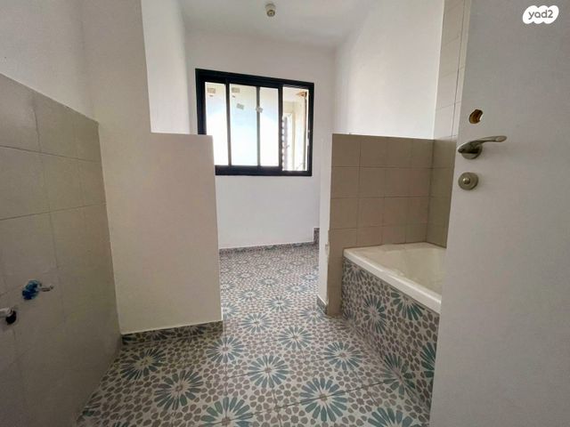 דירה, מרכז, הרצליה