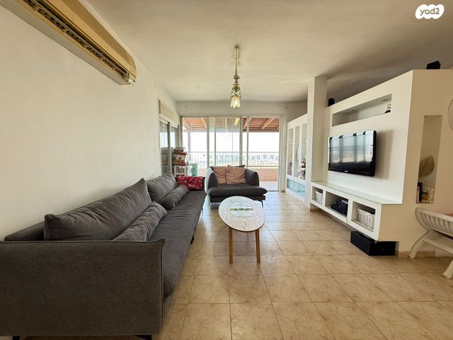 בית פרטי/ קוטג', בשור 53, נווה יוסף, חיפה