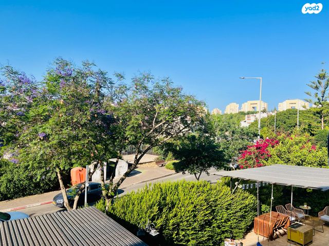 דופלקס, אשחר, האירוסים, כרמיאל