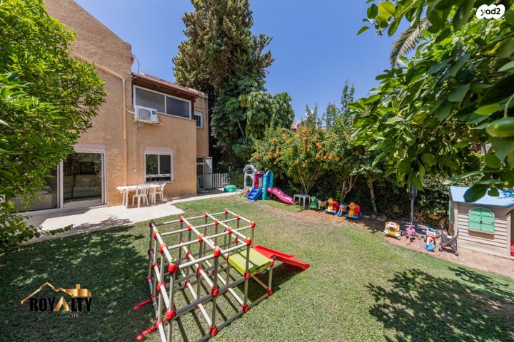 בית פרטי/ קוטג', פולג, נווה אפק, ראש העין