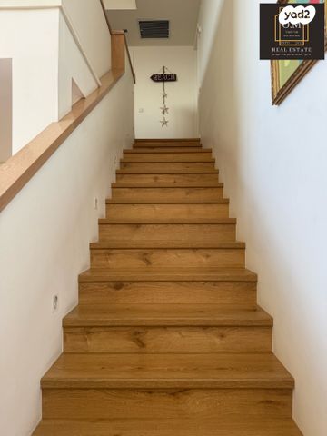 דופלקס, מאיר יערי, כוכב הצפון, תל אביב יפו