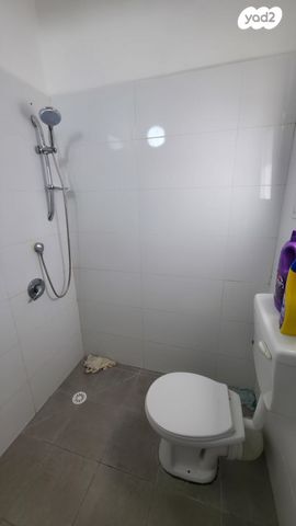 דירה, דרך ישראל בר יהודה 1, העיר התחתית, ואדי סאליב, חיפה