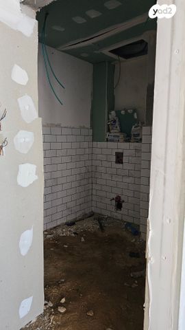 חנויות/ שטח מסחרי, קרית מלאכי