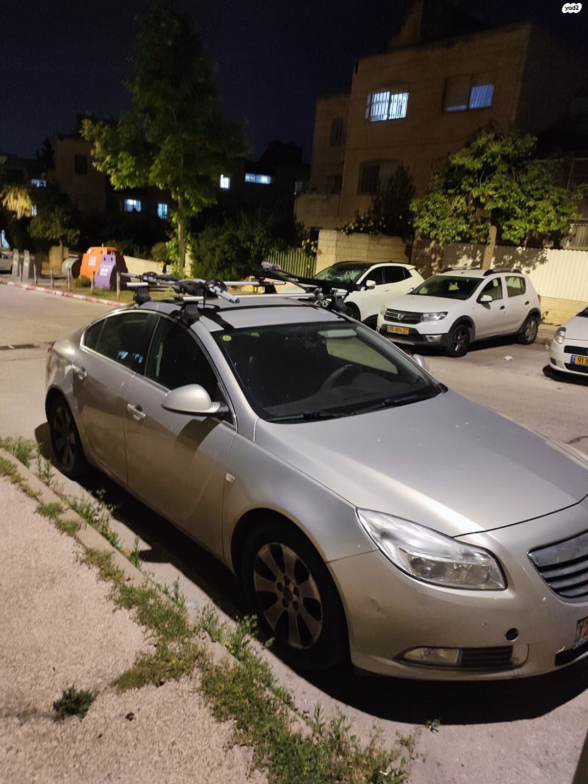 מודעת רכב אופל אינסיגניה