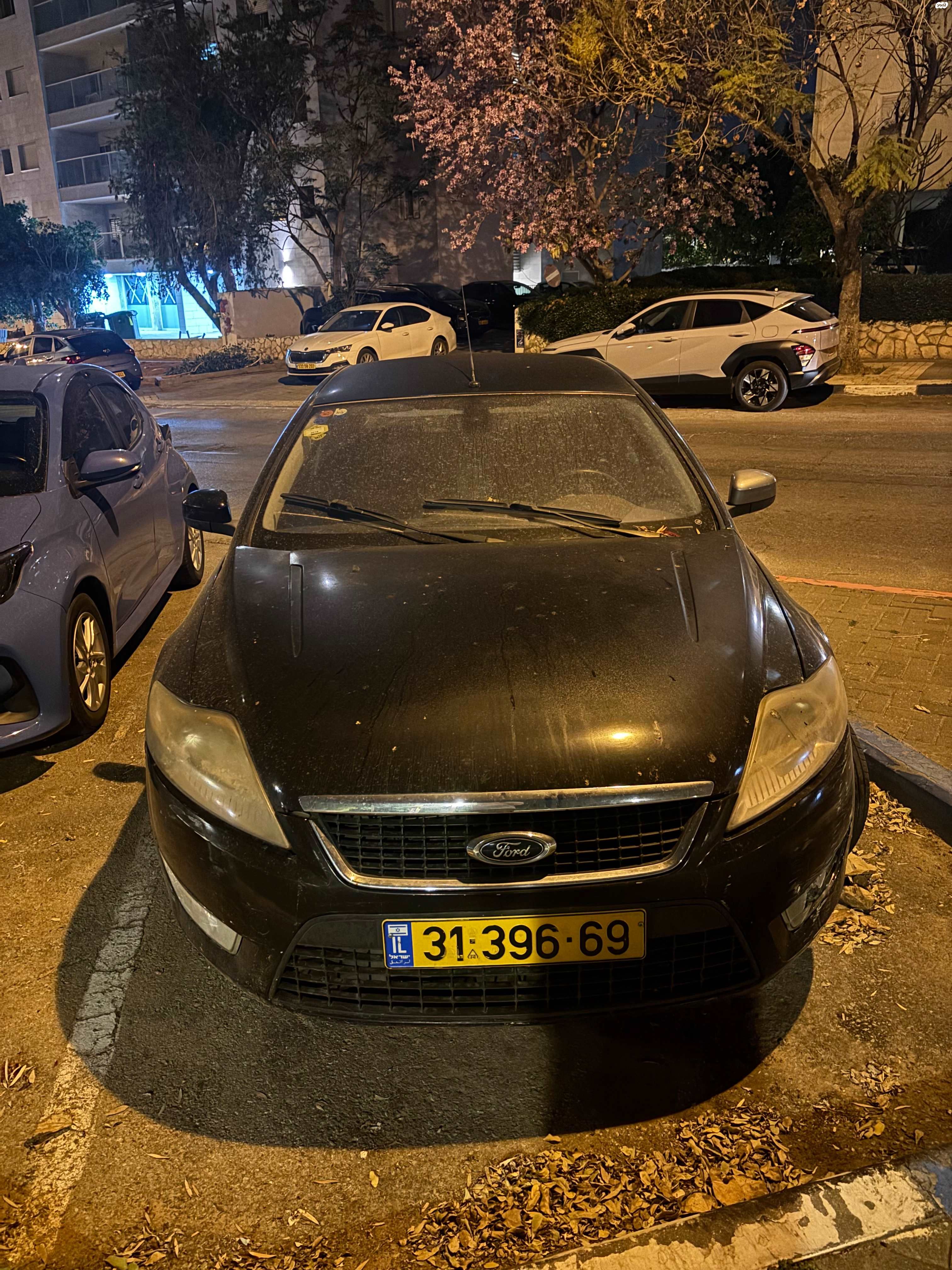 מודעת רכב פורד מונדאו