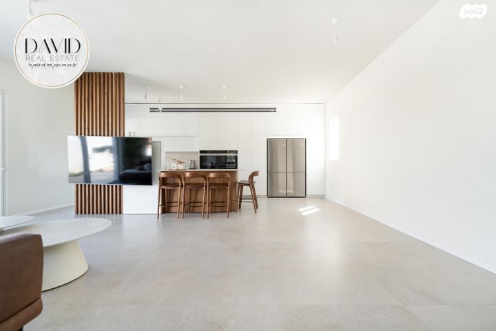 דו משפחתי, מורדי הגטאות 8, בית אליעזר, חדרה