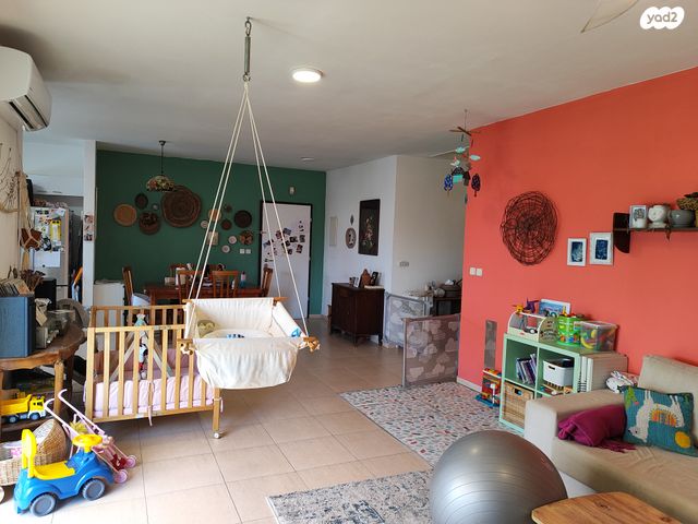 דופלקס, צוותא ב, אלפי מנשה