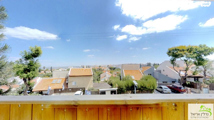 דירה, הנגב 40, רובע ג', אריאל