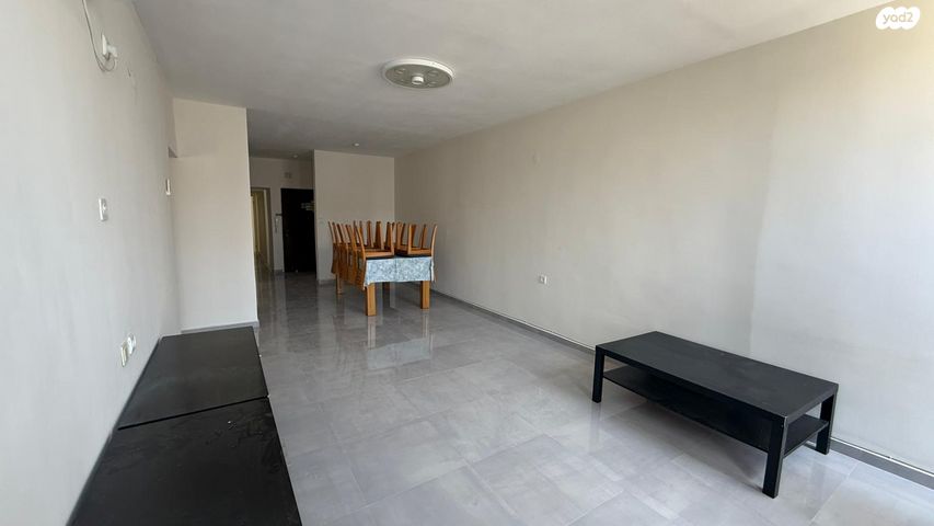 דירה, צבי הרמן שפירא, אברמוביץ', ראשון לציון