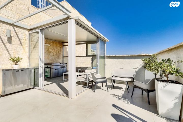 גג/ פנטהאוז, הרב ישעיהו דולגין, חומת שמואל, הר חומה, ירושלים