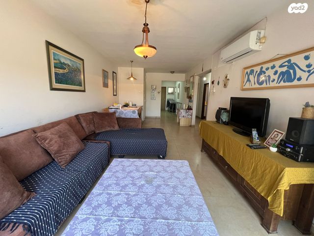 דירת גן, הנהרונית 28, בית אליעזר, חדרה