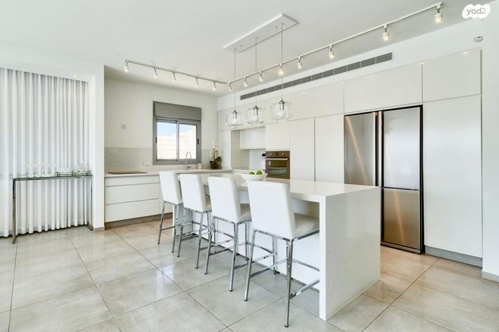 הרב ישעיהו דולגין 