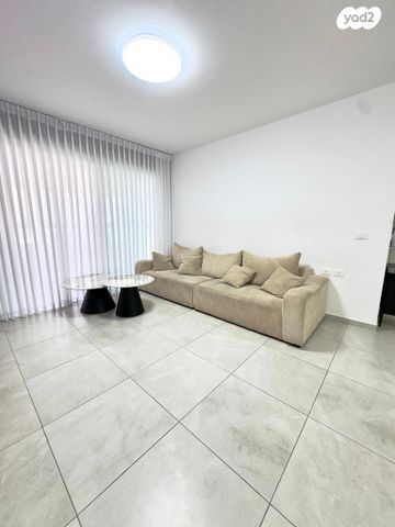 אילות השדה 1