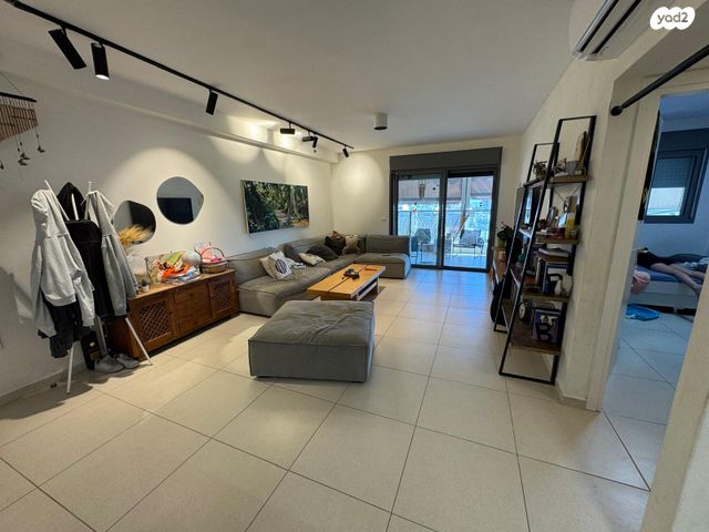 דירה, עפרה חזה 14, משכנות האומנים, קרית מוצקין