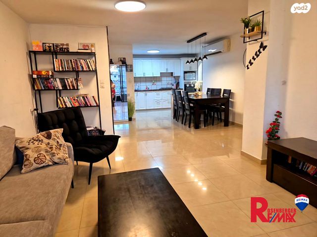 דירה, אביבים 10, אגרובנק, חולון