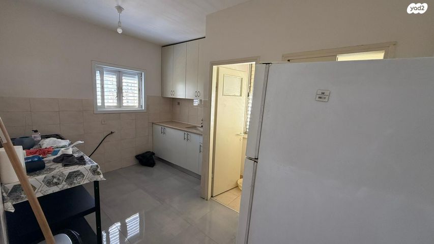 דירה, צבי הרמן שפירא, אברמוביץ', ראשון לציון