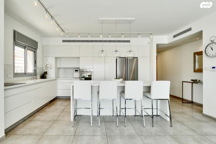 גג/ פנטהאוז, הרב ישעיהו דולגין, חומת שמואל, הר חומה, ירושלים