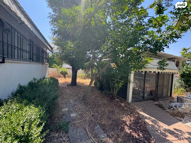 בית פרטי/ קוטג', סירקין, מרכז העיר, קרית אתא