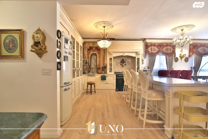 גג/ פנטהאוז, אהוד מנור 5, נאות אפק, אפקה, קרית ביאליק