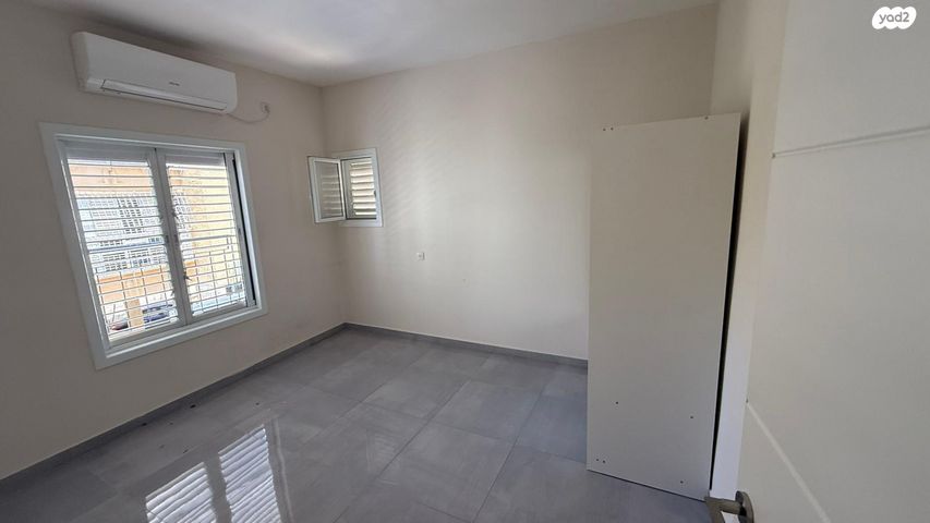 דירה, צבי הרמן שפירא, אברמוביץ', ראשון לציון