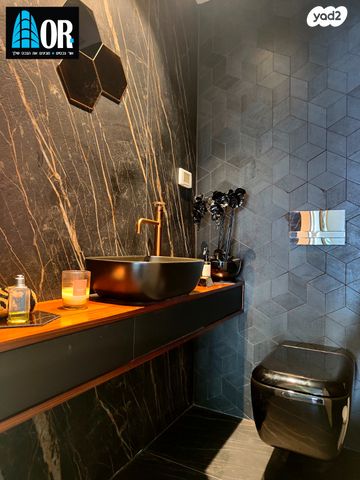 גג/ פנטהאוז, יובלים, האירוס, ראשון לציון