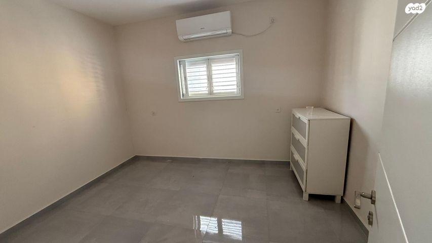 דירה, צבי הרמן שפירא, אברמוביץ', ראשון לציון