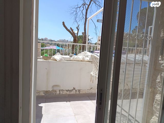 דירה, יהושע בן נון 15, קרית ארבע