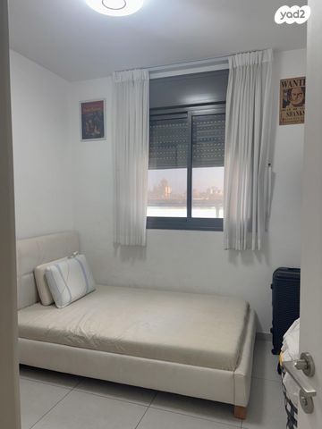 דירה, יעקב אבינו, אחיסמך, לוד