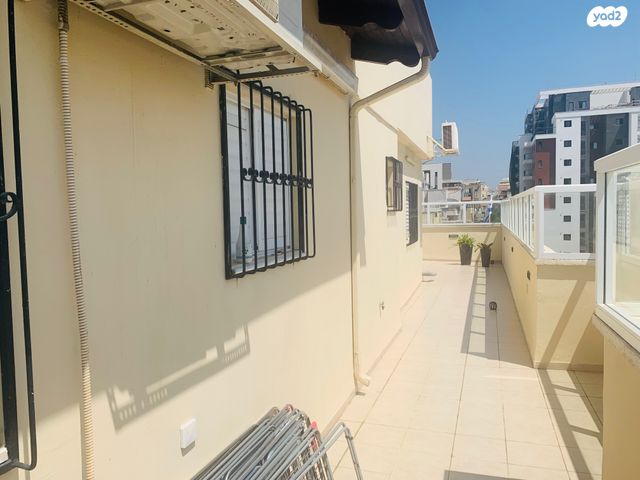 גג/ פנטהאוז, בלפור, המרכז השקט / מרכז העיר, פתח תקווה