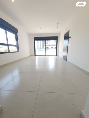 גג/ פנטהאוז, משה מרקוס 1, לב המושבה / מרכז העיר, פתח תקווה