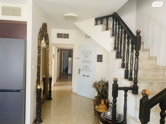 גג/ פנטהאוז, בלפור, המרכז השקט / מרכז העיר, פתח תקווה