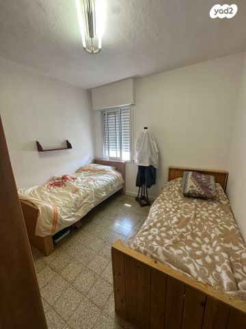 דירה, קרית מלאכי