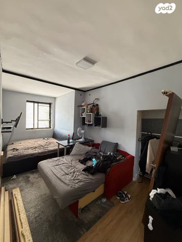 דירת גן, נגבה 11, עמידר, בת ים