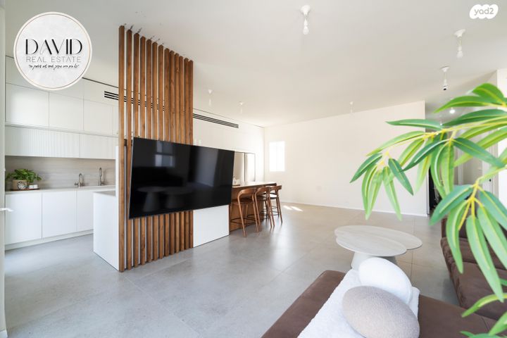 דו משפחתי, מורדי הגטאות 8, בית אליעזר, חדרה