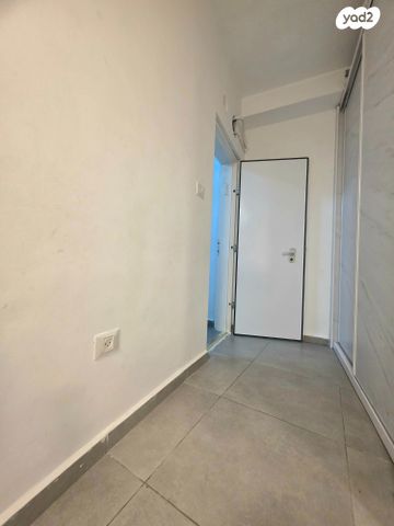 דירה, הרשת 17, לב העיר, בת ים