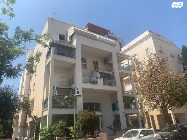 גג/ פנטהאוז, בלפור, המרכז השקט / מרכז העיר, פתח תקווה