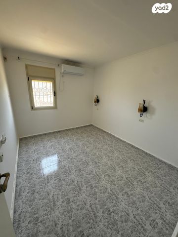 דירה, קרית ים